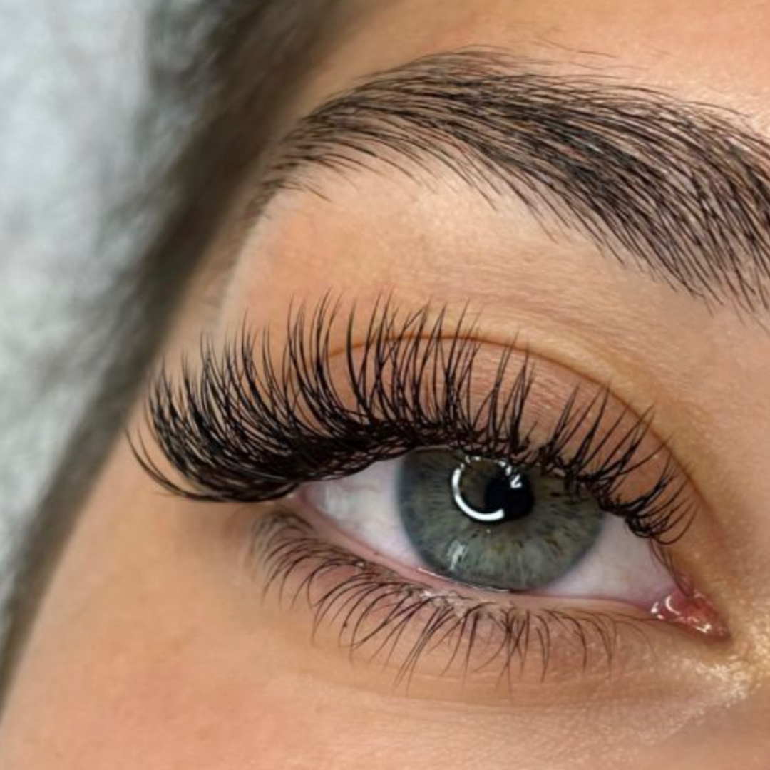 Classic Eyelash Extension Course
